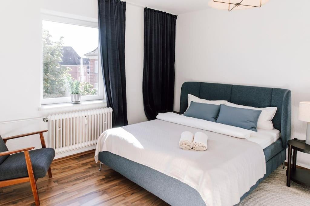 Komplett Neu: 2-Zi Zentral Im Altbau. 24H-Checkin Kiel Kültér fotó